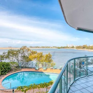 4shorewaterfrontplace.queenslandhotels.net/