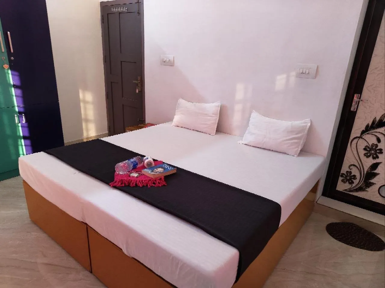 Paddy N Canal Homestay Alappuzha 0*,  India