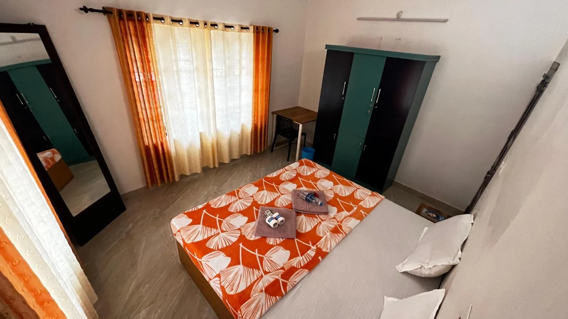 Paddy N Canal Homestay Alappuzha 0*,  India